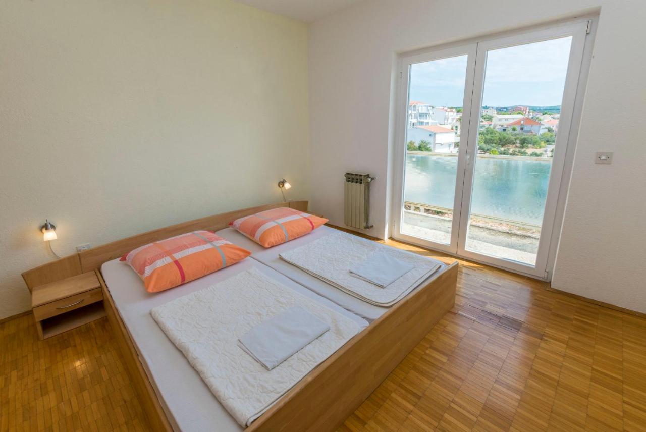 Apartments Jelka พรีมอชเตน ภายนอก รูปภาพ