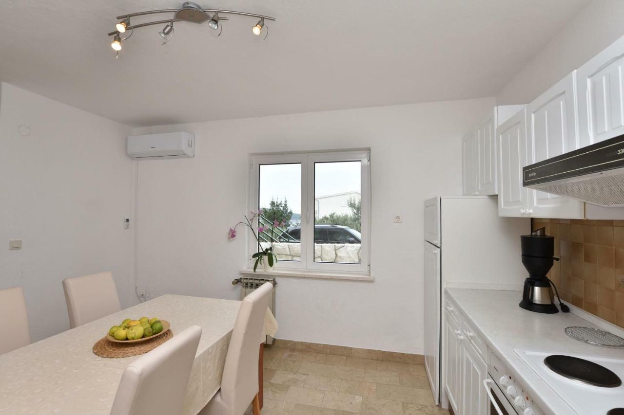 Apartments Jelka พรีมอชเตน ภายนอก รูปภาพ